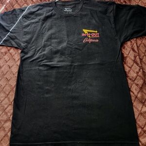 2019 - Retro Store #-1 • IN-N-Out Hambergers Black T-Shirt • Size: L•